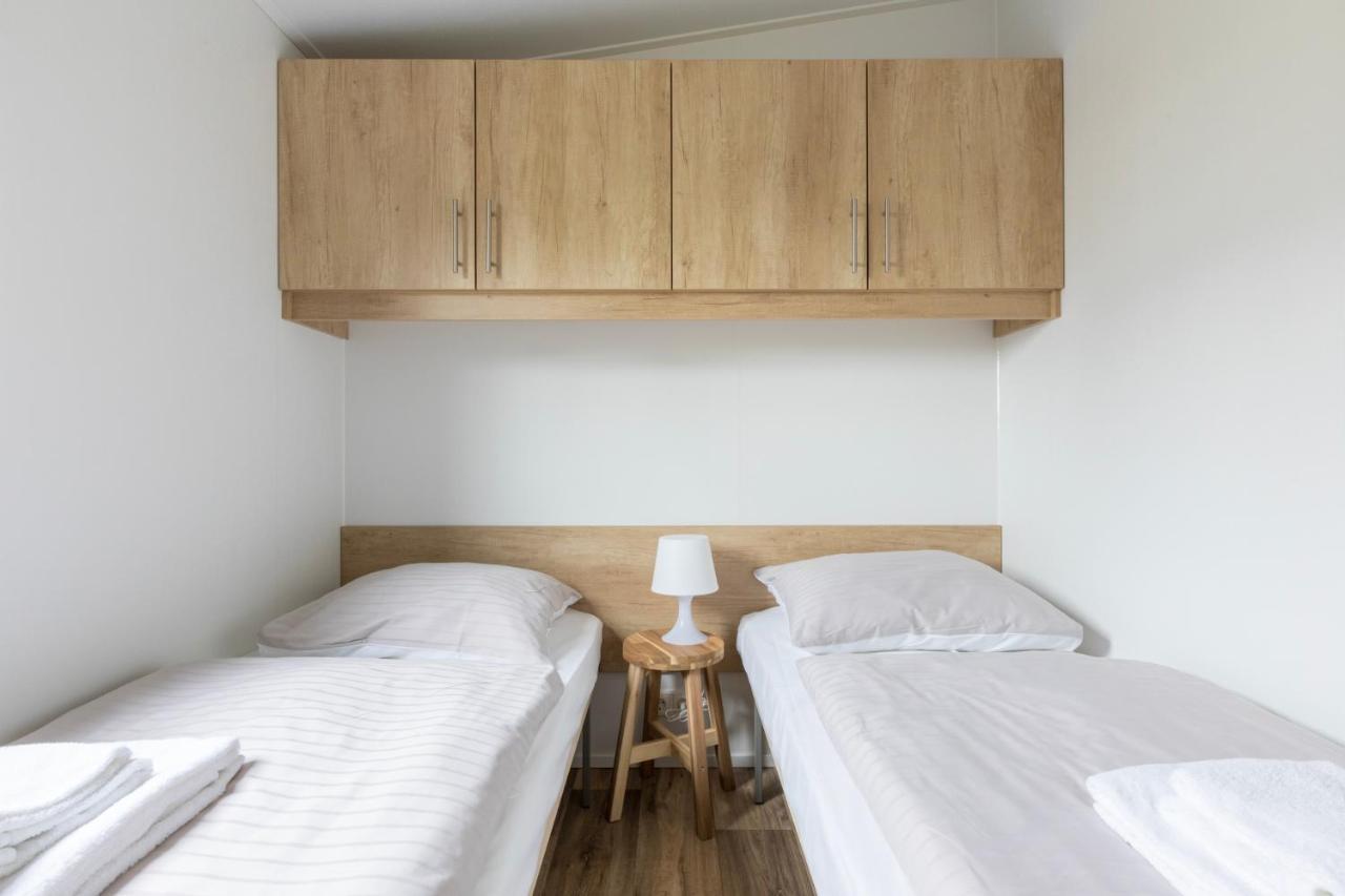 Welcome In - Chalet Vakantiepark Fort Den Haak - Huisdier Toegestaan Vrouwenpolder Εξωτερικό φωτογραφία