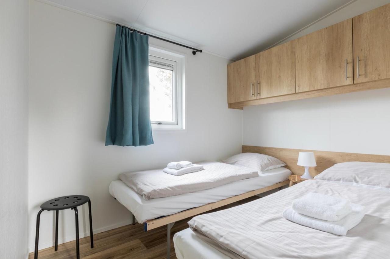 Welcome In - Chalet Vakantiepark Fort Den Haak - Huisdier Toegestaan Vrouwenpolder Εξωτερικό φωτογραφία