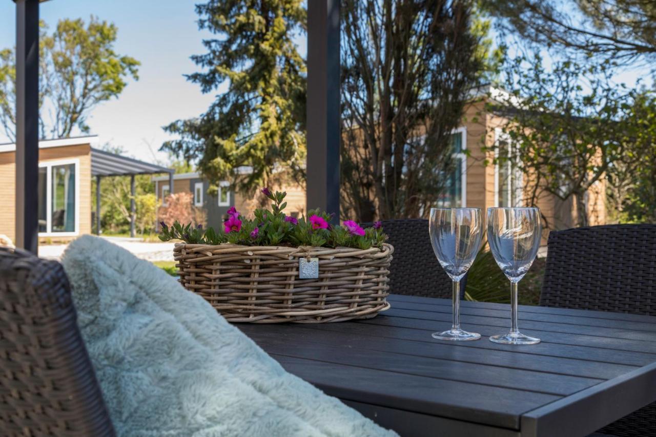 Welcome In - Chalet Vakantiepark Fort Den Haak - Huisdier Toegestaan Vrouwenpolder Εξωτερικό φωτογραφία